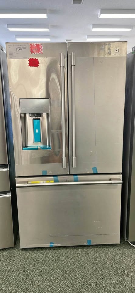 Electrolux 36" Counter Depth French Door 22.6 cu. ft. — Stainless | Ionia