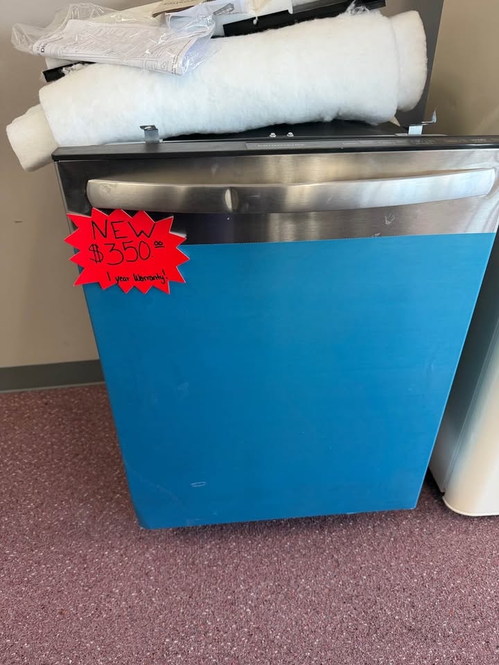 Frigidaire 24" Fully Integrated Dishwasher