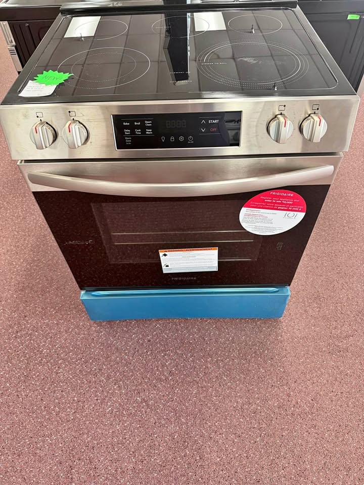 Frigidaire 30" Freestanding Electric Range