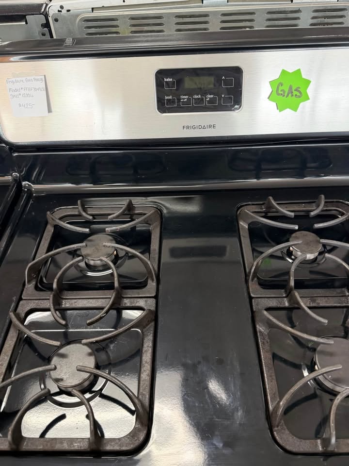 Frigidaire 30" Freestanding Gas Range