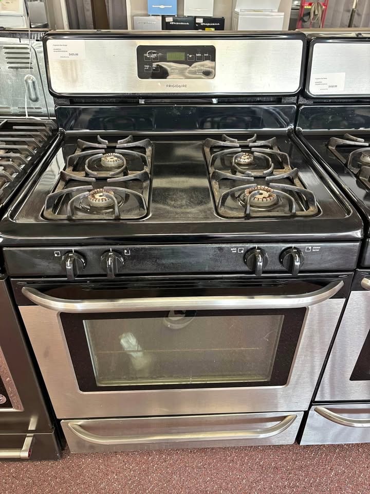 Frigidaire 30" Freestanding Gas Range