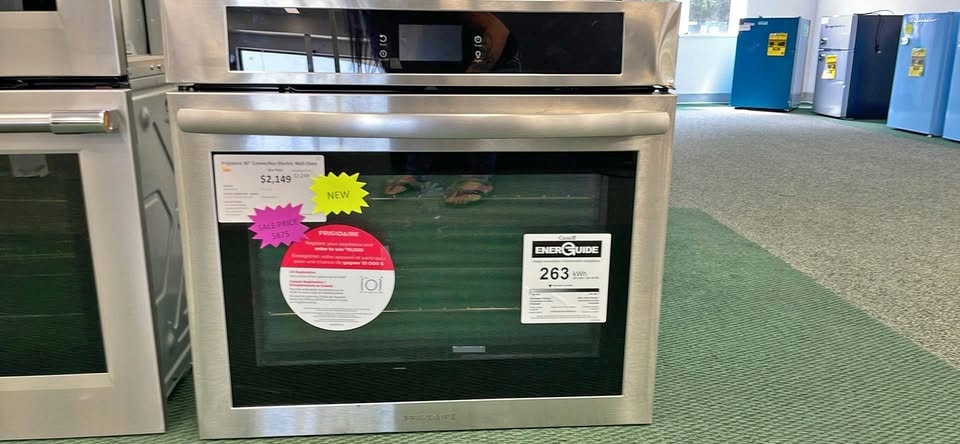 Frigidaire 30" 5.3 Cu. Ft. Single Convection Electric Wall Oven — Stainless Steel