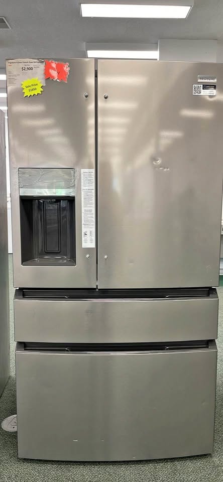 Frigidaire 36" 4-Door French Door Refrigerator — Fingerprint-Resistant Stainless Steel