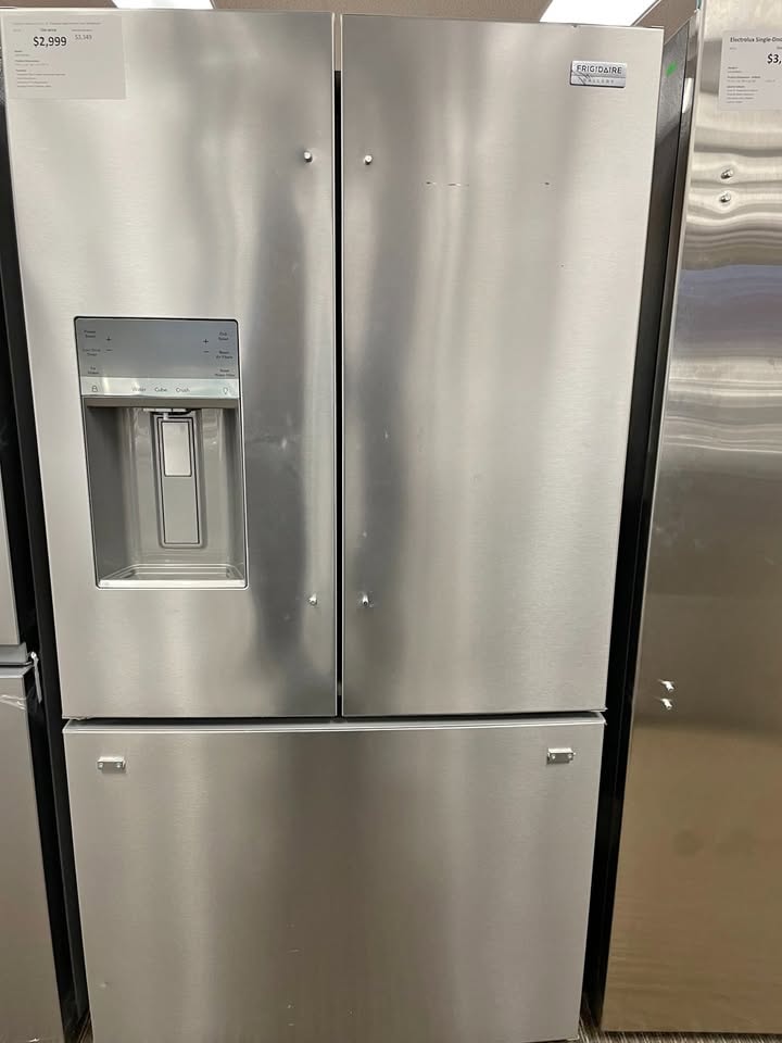 Frigidaire 36" French Door Refrigerator