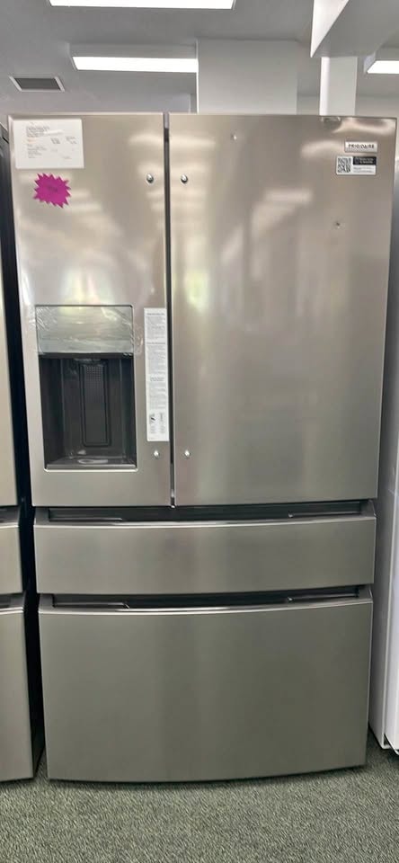 Frigidaire 36" French Door Refrigerator