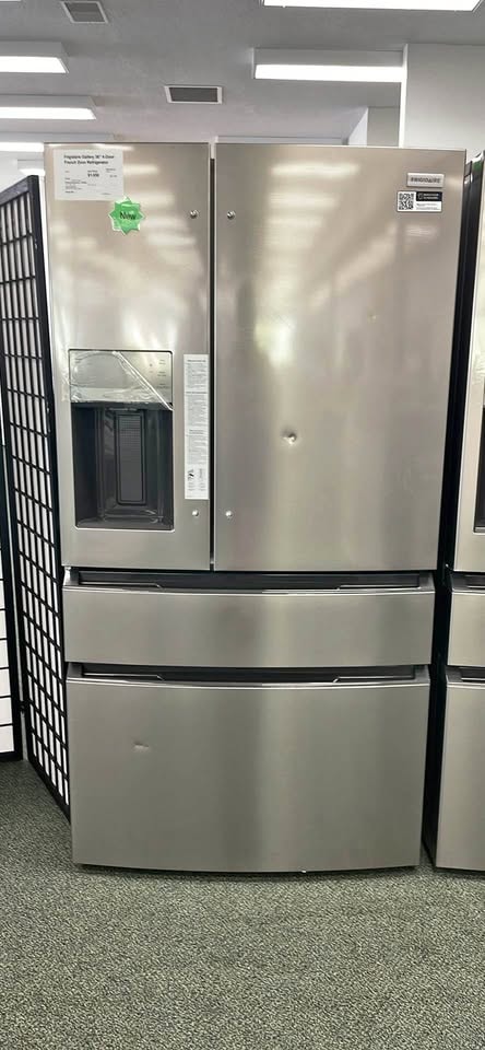 Frigidaire 36" French Door Refrigerator