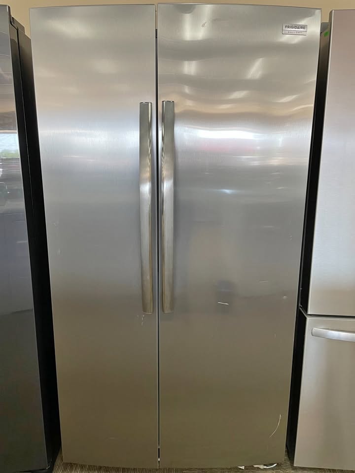 Frigidaire Gallery 36" Freestanding Side-by-Side Refrigerator