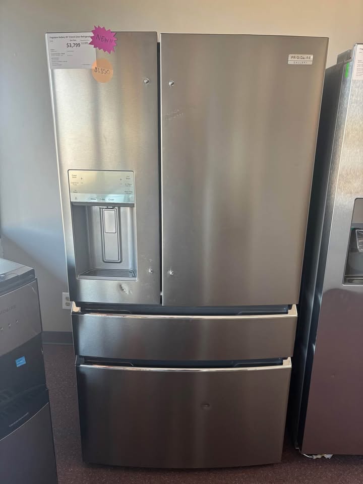 Frigidaire Gallery 36" French Door Refrigerator