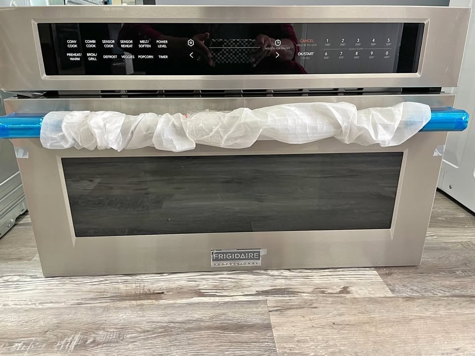 Frigidaire Professional 30" Built-In Convection Microwave Oven — Stainless Steel