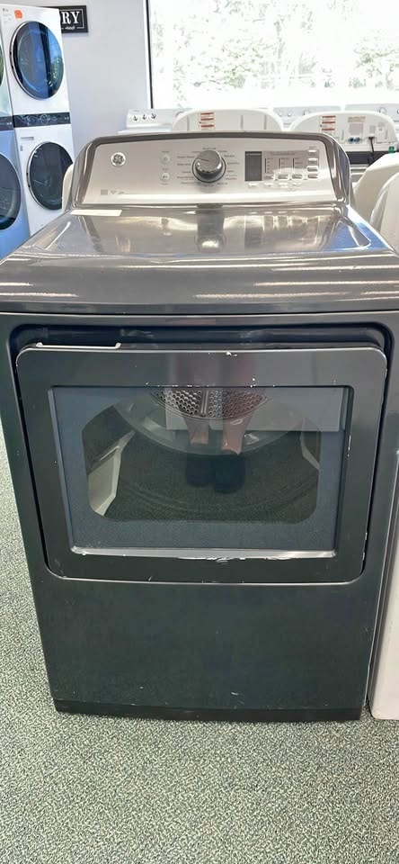 GE 27" Sensor Dry Gas Dryer