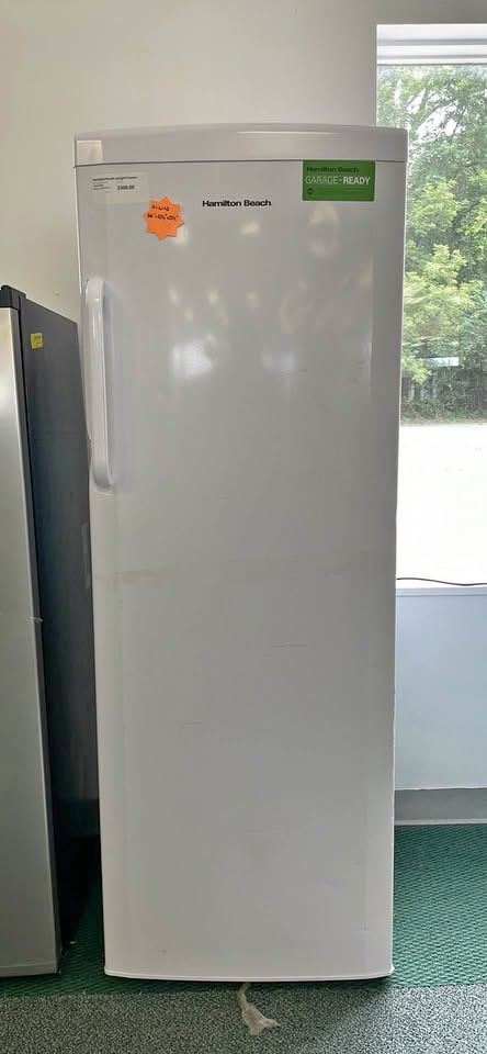Hamilton Beach 11 Cu. Ft. Upright Freezer — White