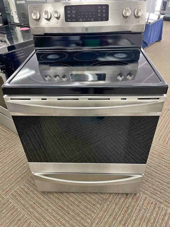 Kenmore 30" Freestanding Electric Range — Stainless Steel