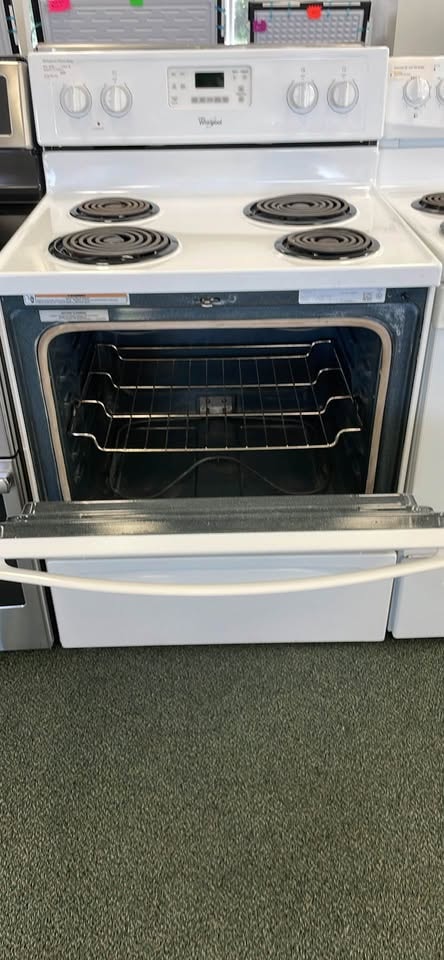 Whirlpool 30" Freestanding Electric Range — White