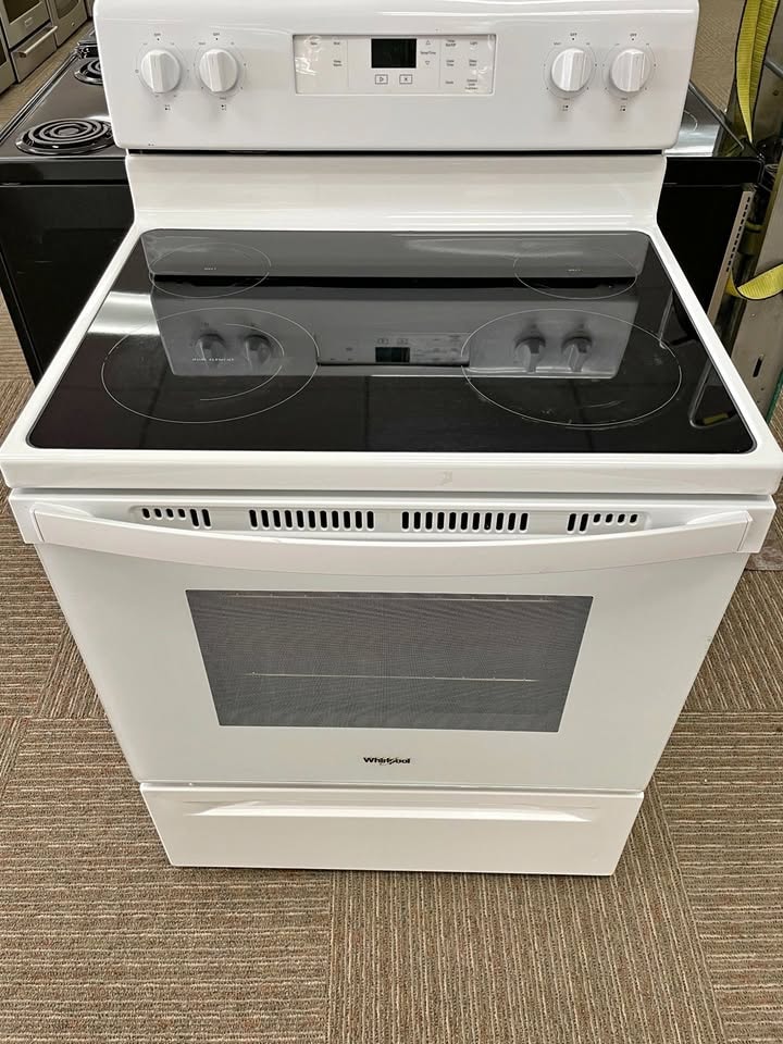 Whirlpool Refurbished 30" Freestanding Electric Range with 4 Radiant Elements — White