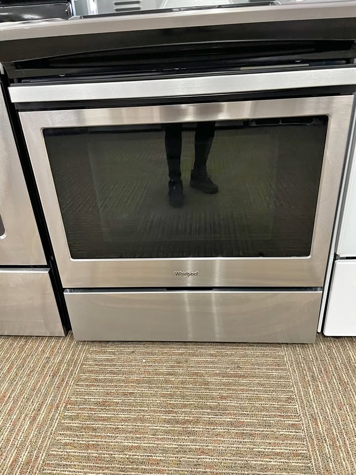 Whirlpool 30" Slide-In Electric Range 4.8 Cu. Ft. — Silver