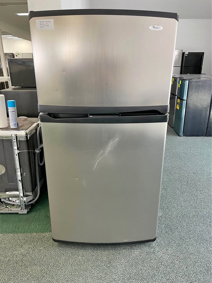 Whirlpool 33" Top-Mount Refrigerator
